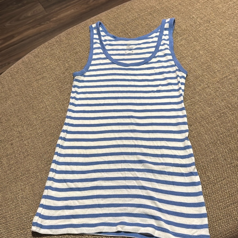 GAP THE MODERN TANK size small blue and white pinstripe tank